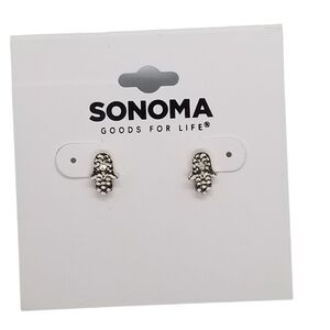 SONOMA NWT SILVERTONED & CRYSTAL HAMSA EARRINGS